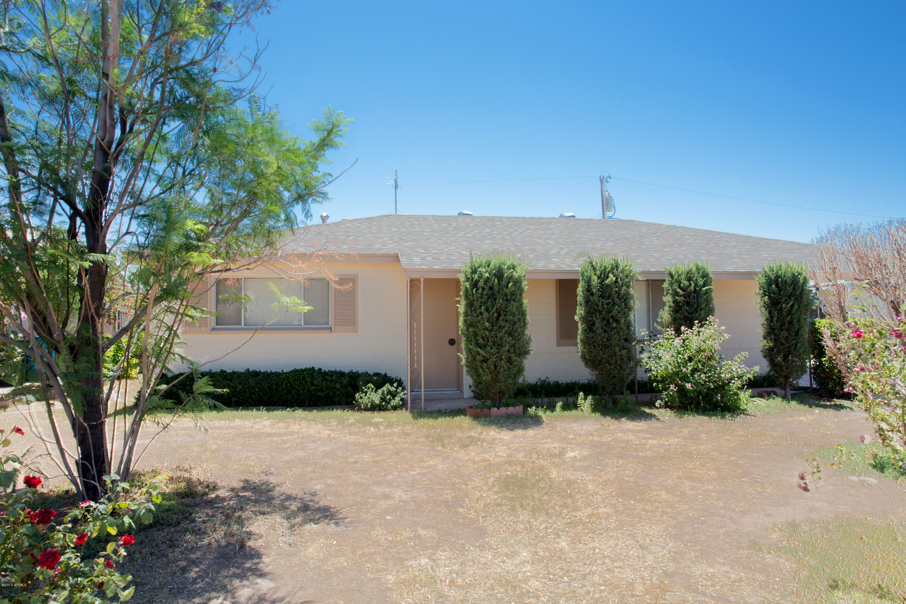 3333 West Cactus Road Phoenix, AZ 85029 - Photo 1 of 9 Front