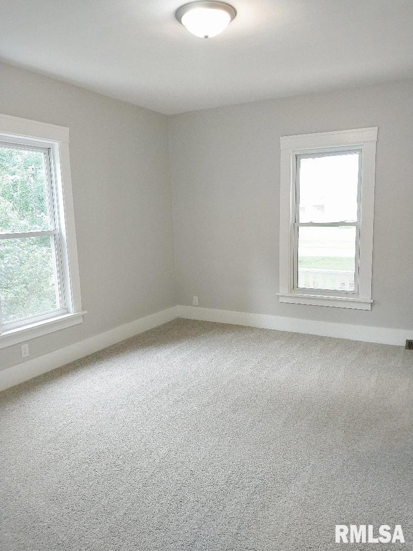 513 West Clay Street Brimfield, IL 61517 - Photo 12 of 33