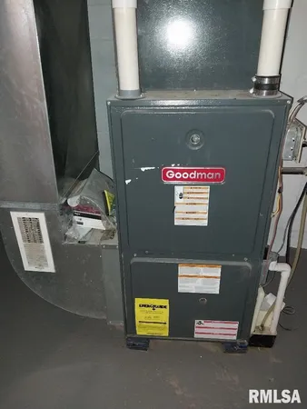 $169,900 | 513 West Clay Street, Brimfield, IL 61517