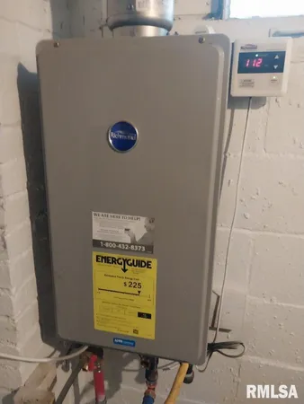 $169,900 | 513 West Clay Street, Brimfield, IL 61517