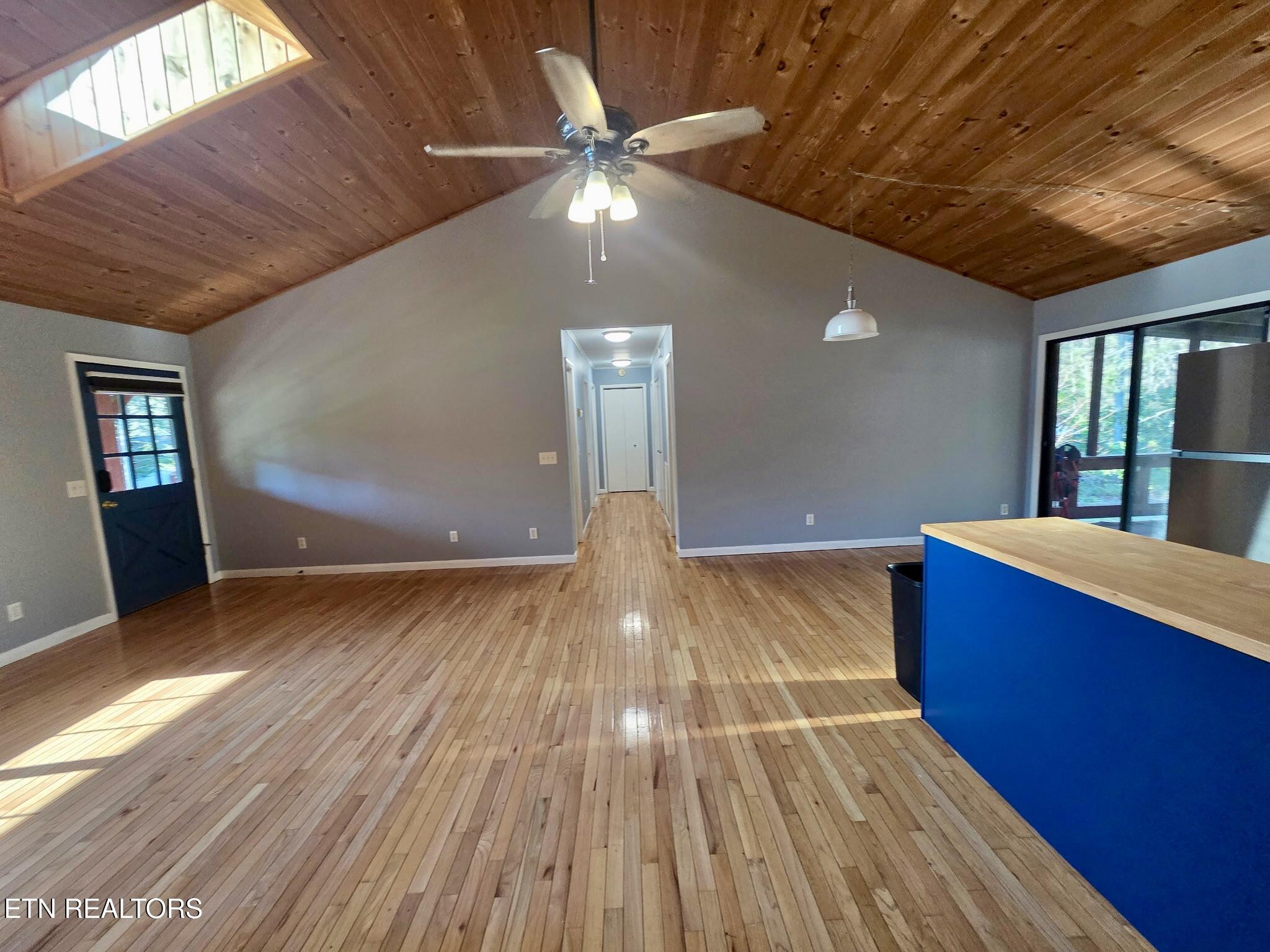 134 Laurel Trail Cosby, TN 37722 - Photo 5 of 27 20260407_175728(0)