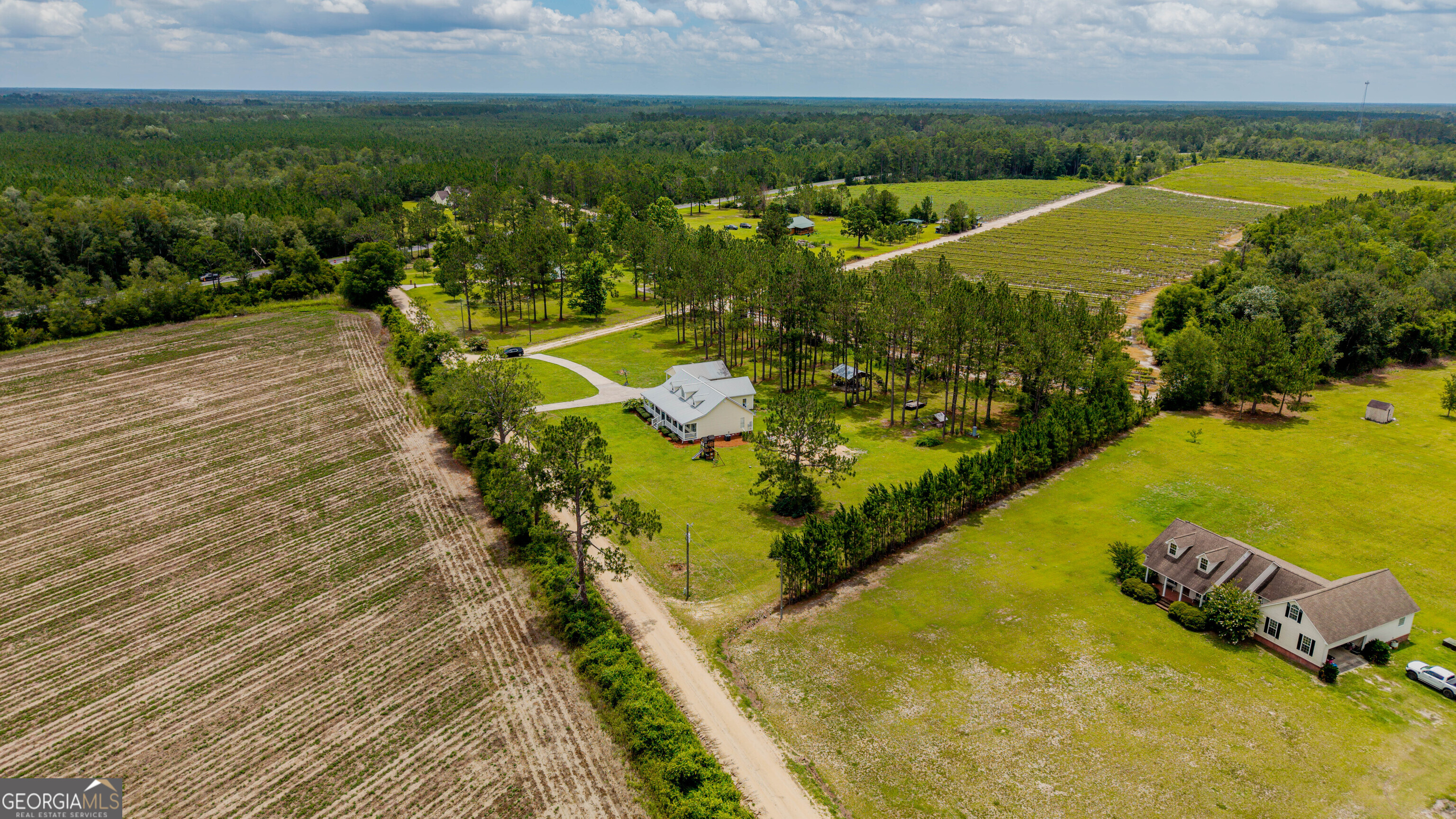 115 Becca Lane Homerville, GA 31634 - Photo 2 of 66
