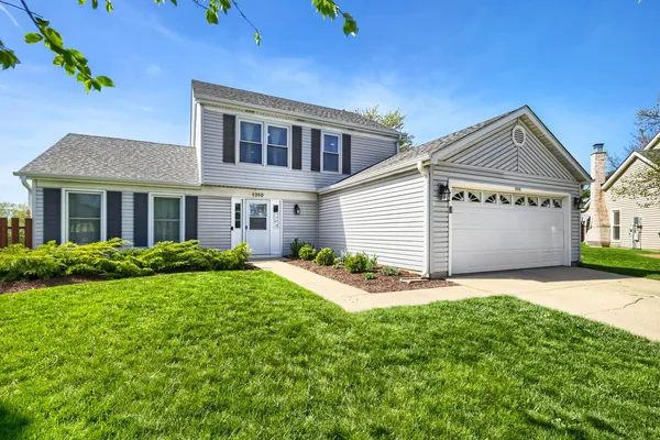 $415,000 | 1310 West Darlington Circle, Hoffman Estates, IL 60169