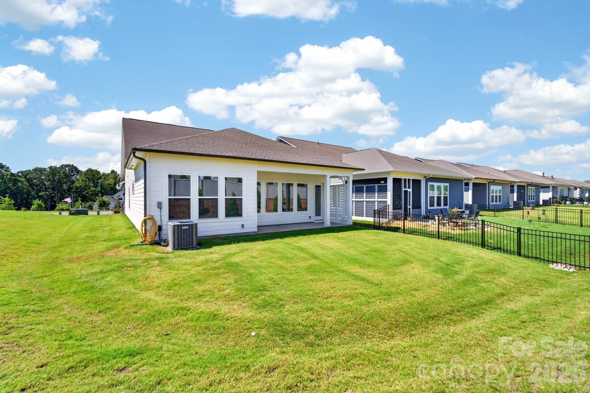1306 Idyllic Lane Waxhaw, NC 28173 - Photo 4 of 42