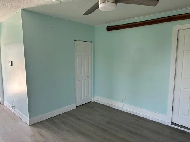 $470,000 | 907 Southeast Lake Street, Stuart, FL 34994