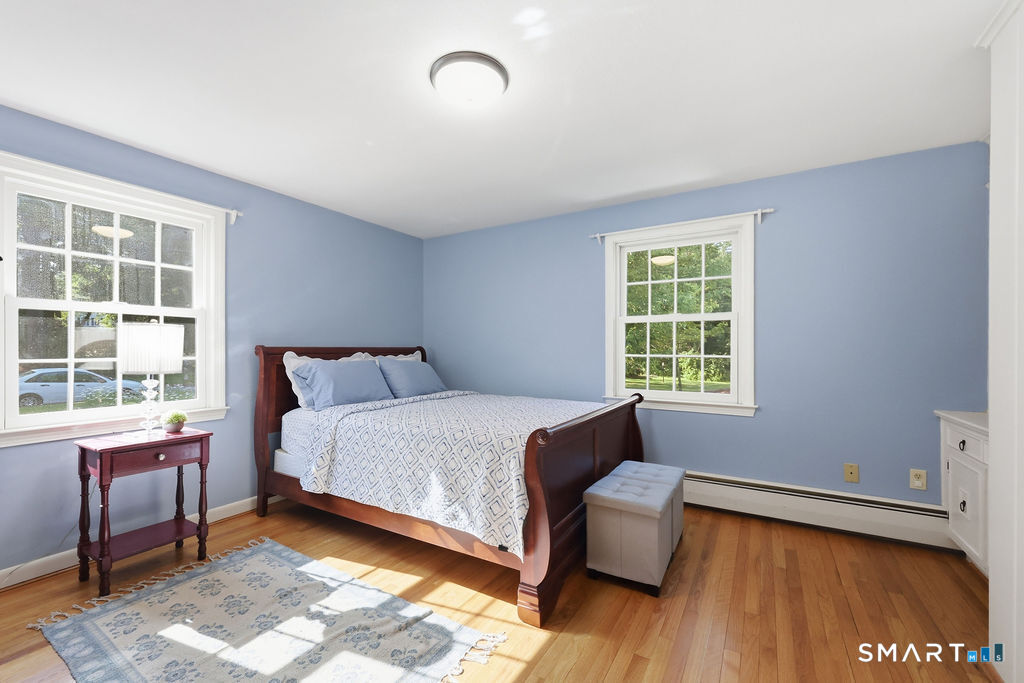 8 Penwood Road Bloomfield, CT 06002 - Photo 15 of 35