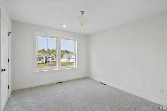 $575,900 | 103 Terwillager Lane, Manlius, NY 13116