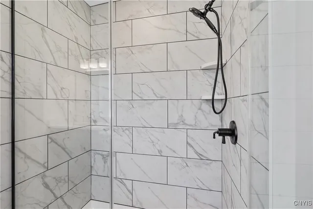 $575,900 | 103 Terwillager Lane, Manlius, NY 13116