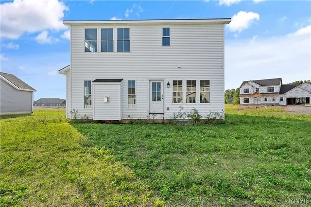 $575,900 | 103 Terwillager Lane, Manlius, NY 13116