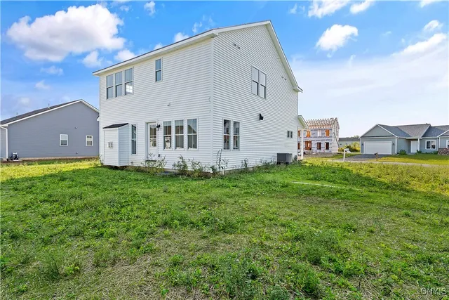 $575,900 | 103 Terwillager Lane, Manlius, NY 13116