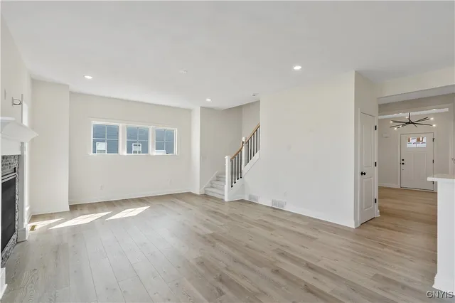 $575,900 | 103 Terwillager Lane, Manlius, NY 13116