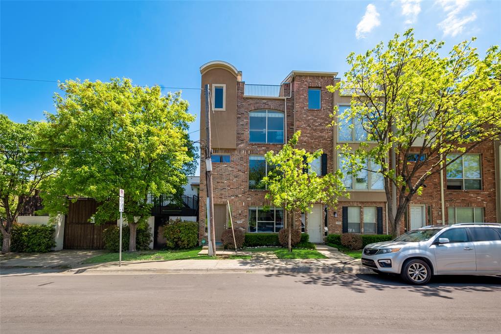 2718 Floyd Street Dallas, TX 75204 - Photo 2 of 25 a building view