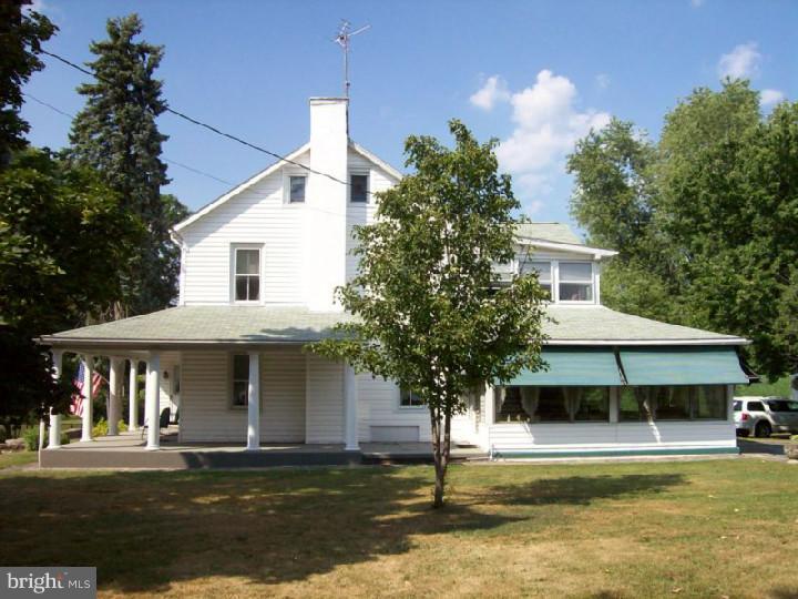 105 Henry Road Barto, PA 19504 - Photo 2 of 25 Gallery Image 2