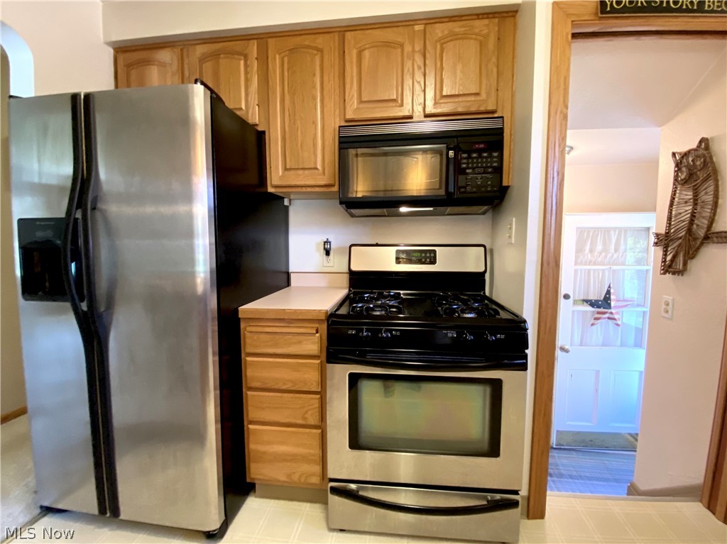 12103 Orme Road Garfield Heights, OH 44125 - Photo 7 of 26