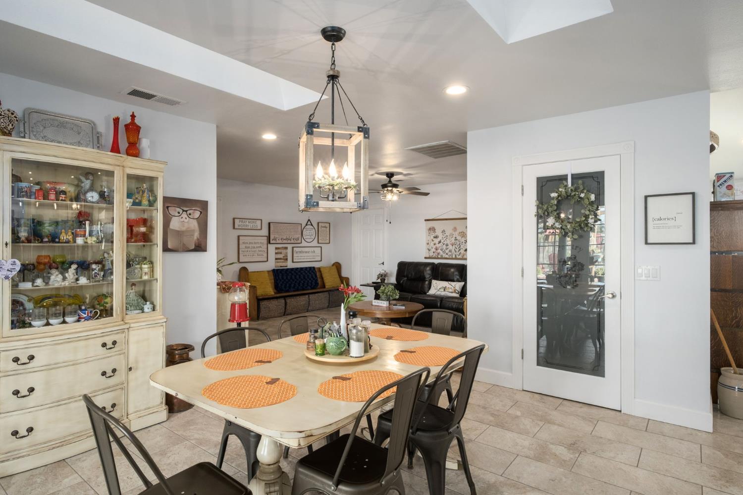 17534 West Lacey Boulevard Lemoore, CA 93245 - Photo 23 of 49 a view of a dining room with furniture