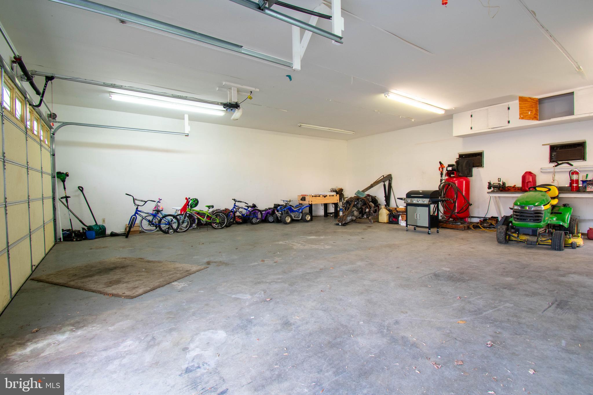 8791 Menokin Road Montross, VA 22520 - Photo 10 of 37 a view of a room with toys