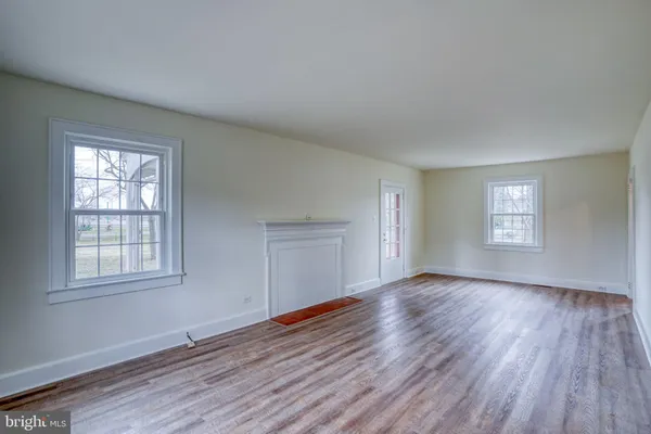 $1,700 | 1031 South Dupont Boulevard, Smyrna, DE 19977