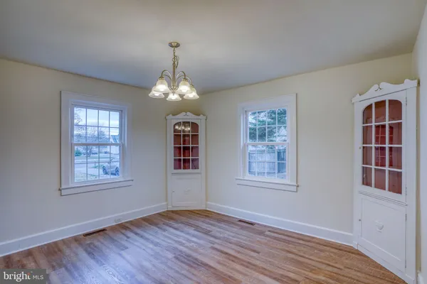 $1,700 | 1031 South Dupont Boulevard, Smyrna, DE 19977