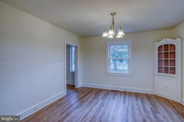 $1,700 | 1031 South Dupont Boulevard, Smyrna, DE 19977