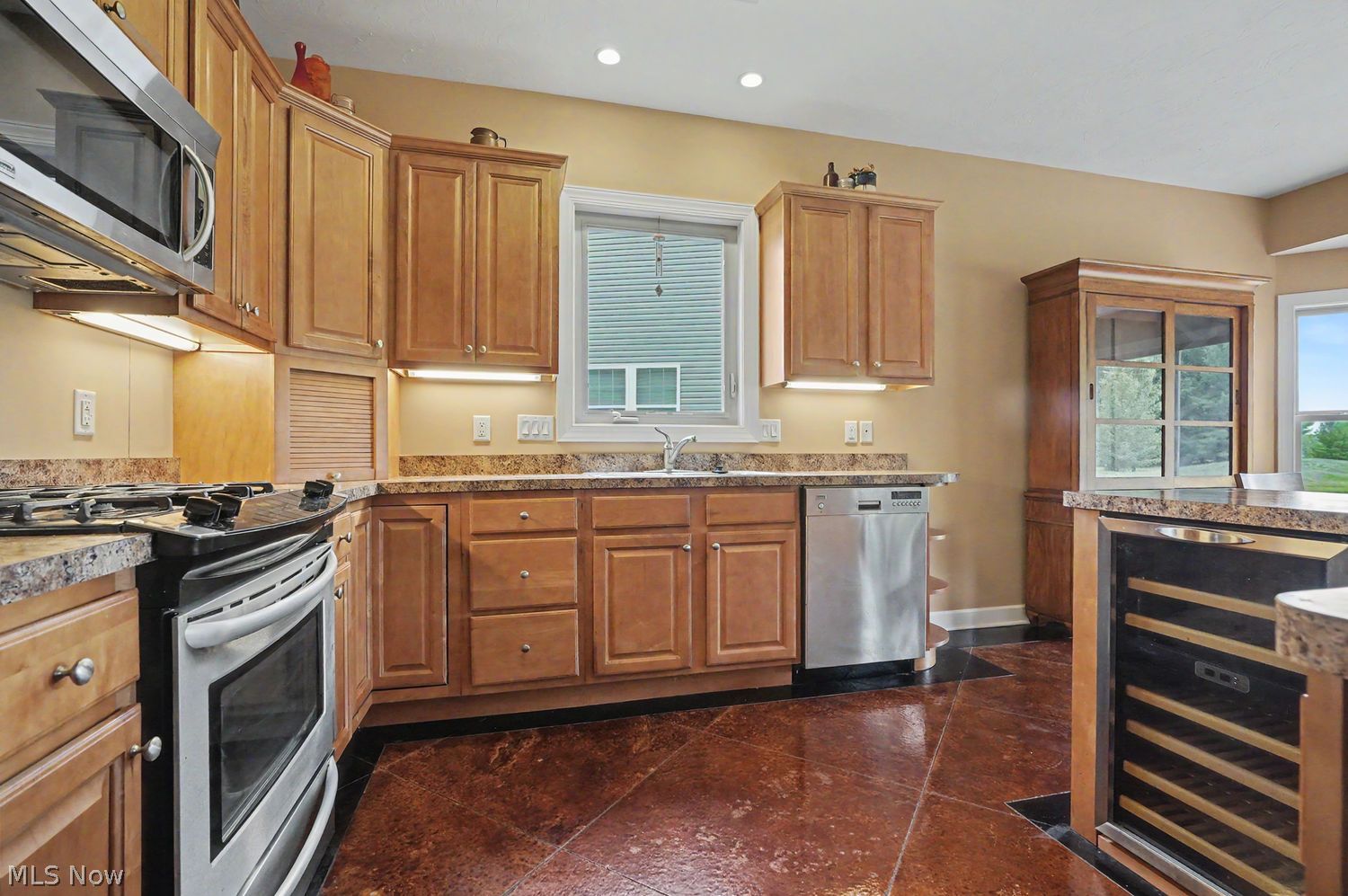 604 Rundle Street LaGrange, OH 44050 - Photo 13 of 44 Gallery Image 13