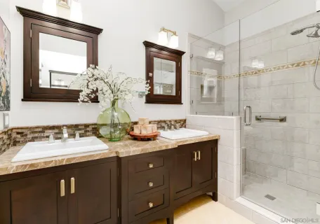 $1,575,000 | 7111 Linden Terrace, Carlsbad, CA 92011