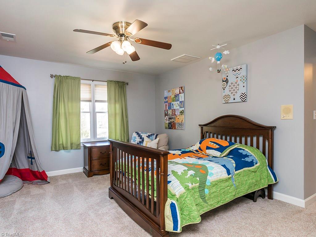 3101 Spring Mill Road Greensboro, NC 27406 - Photo 19 of 30 Large 3rd bedroom! This picture only shows half of it!