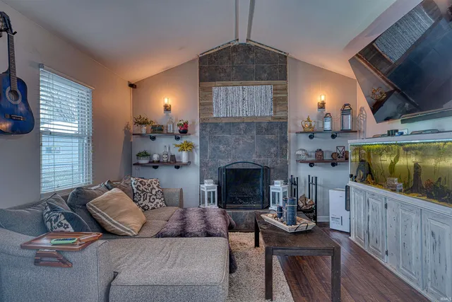 $219,900 | 501 Gun Powder Lane, Evansville, IN 47711