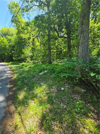$175,000 | 85 Diamond Hill Road, Hopkinton, RI 02808