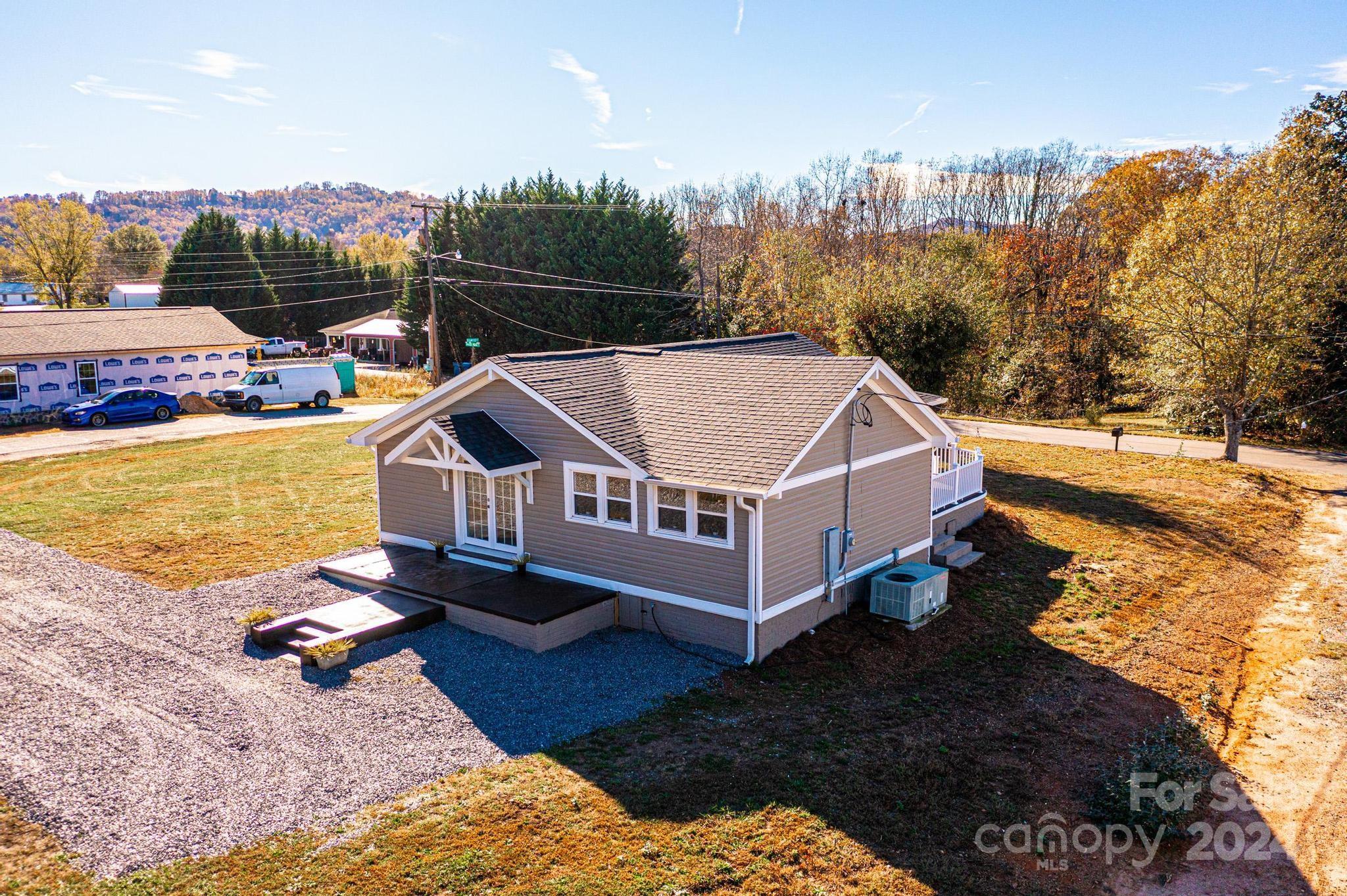 301 Hauss Ridge Road Southeast Valdese, NC 28690 - Photo 25 of 33 Gallery Image 25