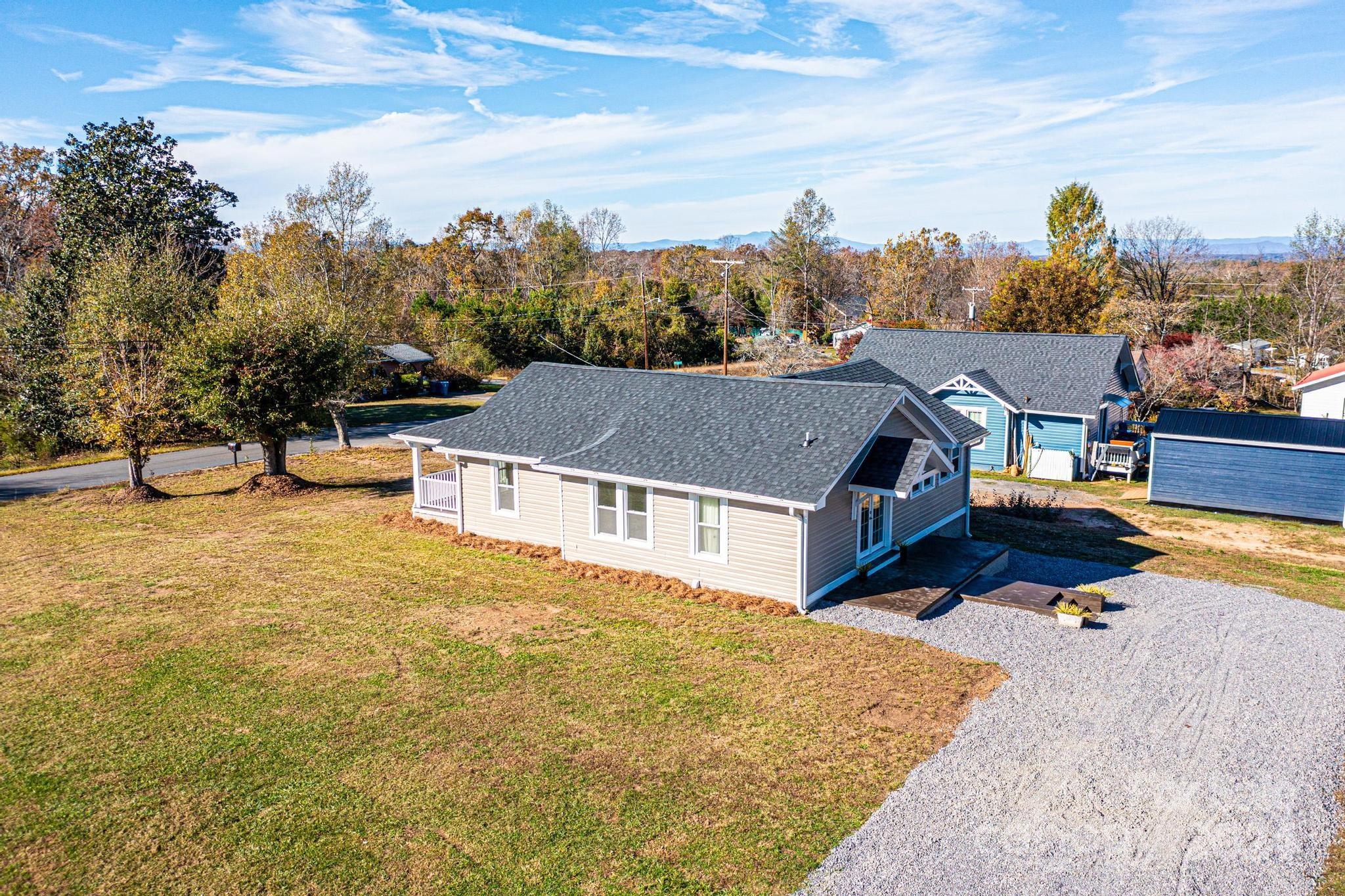 301 Hauss Ridge Road Southeast Valdese, NC 28690 - Photo 26 of 33 Gallery Image 26