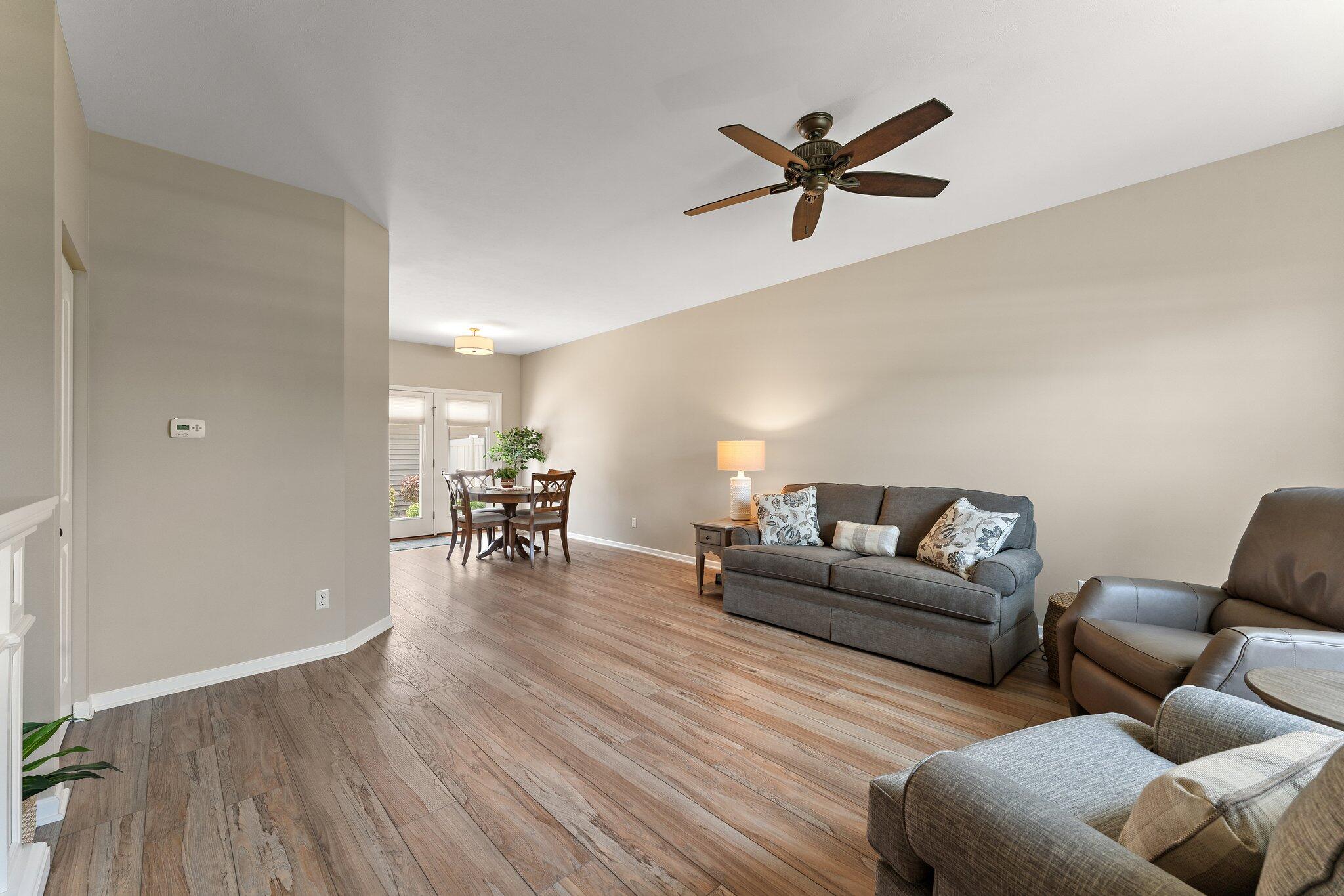 11481 Rhode Island Street Crown Point, IN 46307 - Photo 5 of 20 2048x1365