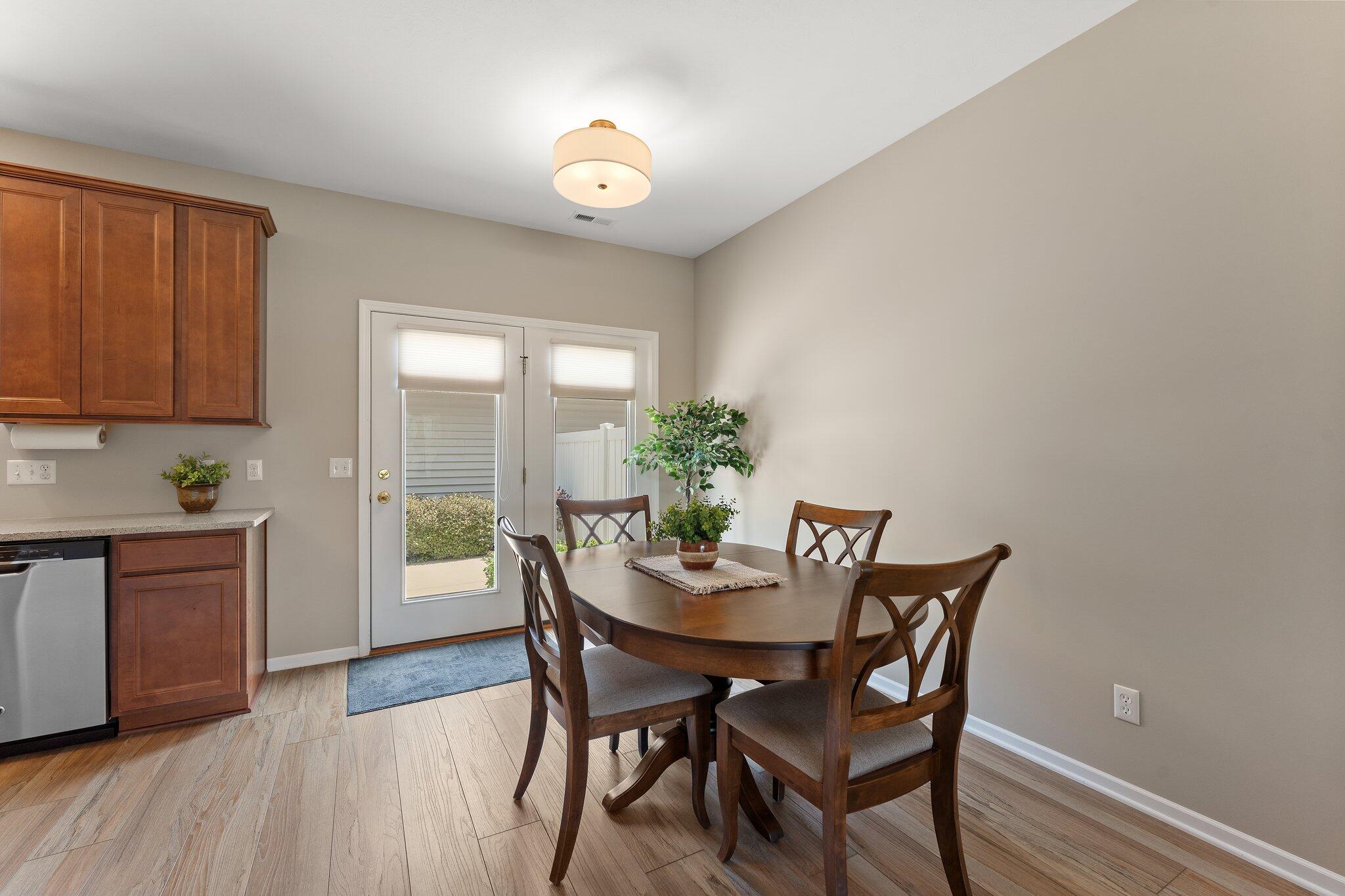 11481 Rhode Island Street Crown Point, IN 46307 - Photo 6 of 20 2048x1365