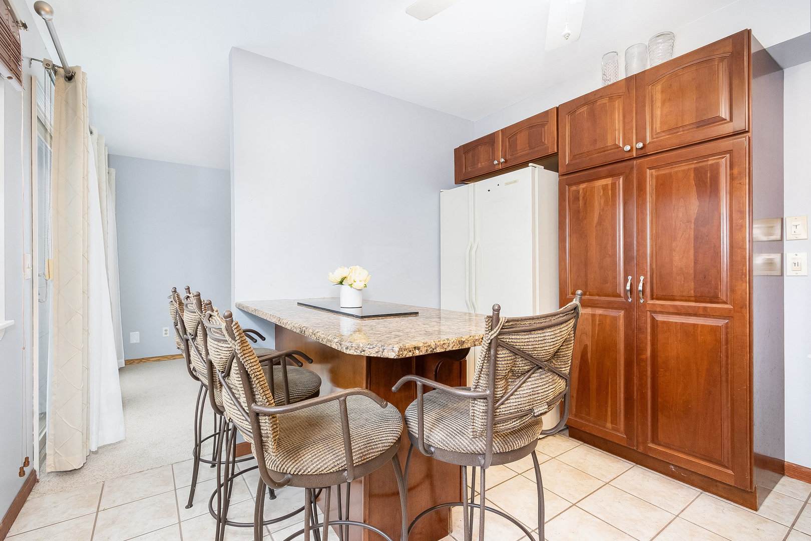 36 Field Point Road Montgomery, IL 60538 - Photo 3 of 28 a view of a dining room with furniture and wooden floor