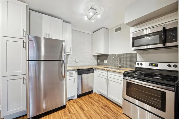 $1,450 | 524 Heights Boulevard, Unit 7, Houston, TX 77007