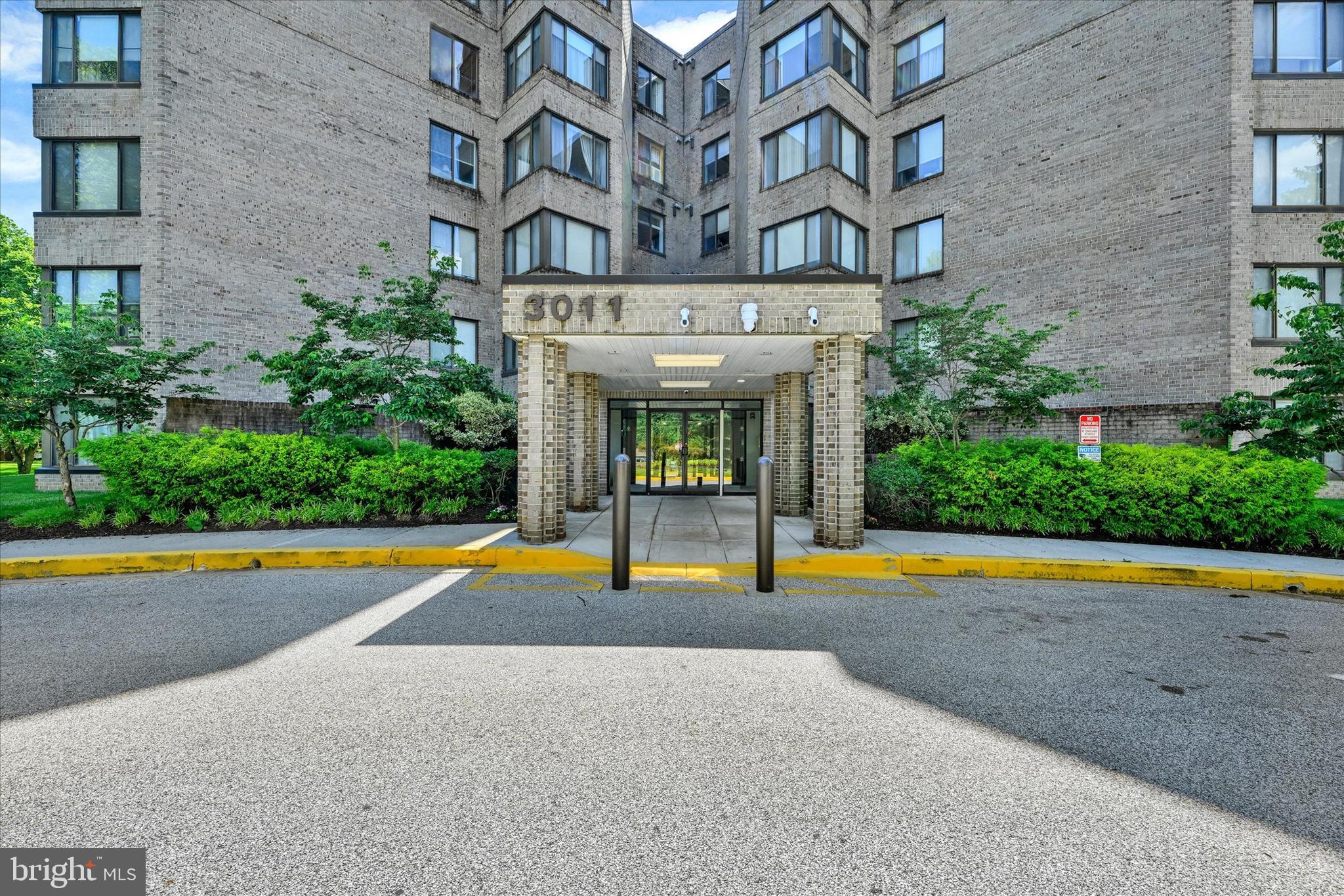 3011 Fallstaff Road, Unit 204A Baltimore, MD 21209 - Photo 2 of 28