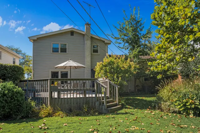 $525,000 | 621 Ridge Road, Highland Park, IL 60035