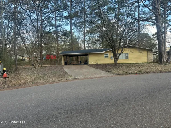 $79,000 | 1156 Garden Park Drive, Jackson, MS 39204