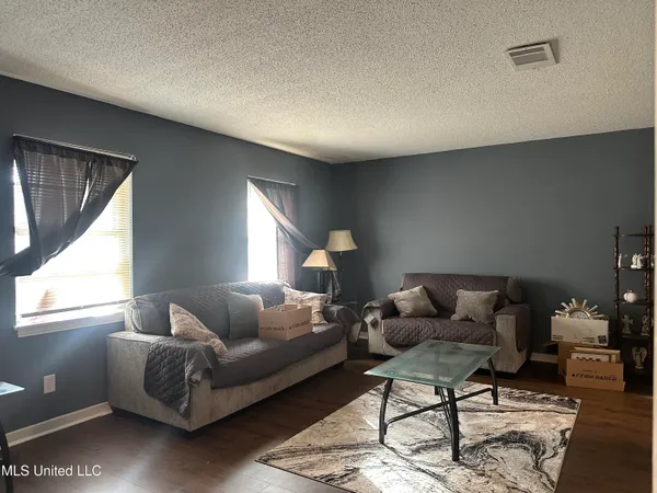 $79,000 | 1156 Garden Park Drive, Jackson, MS 39204