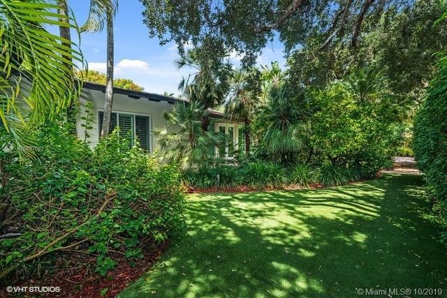 $1,100,000 | 1226 South Alhambra Circle, Coral Gables, FL 33146