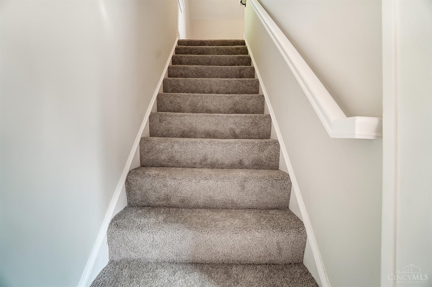 6906 Roe Street Cincinnati, OH 45227 - Photo 14 of 21 Gallery Image 14
