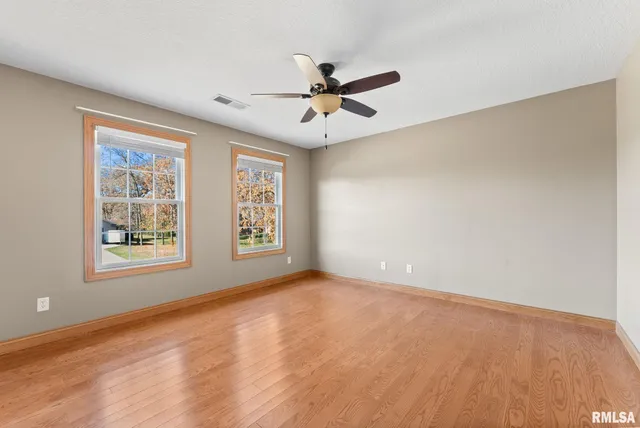 $499,900 | 9933 123rd Street, Davenport, IA 52804