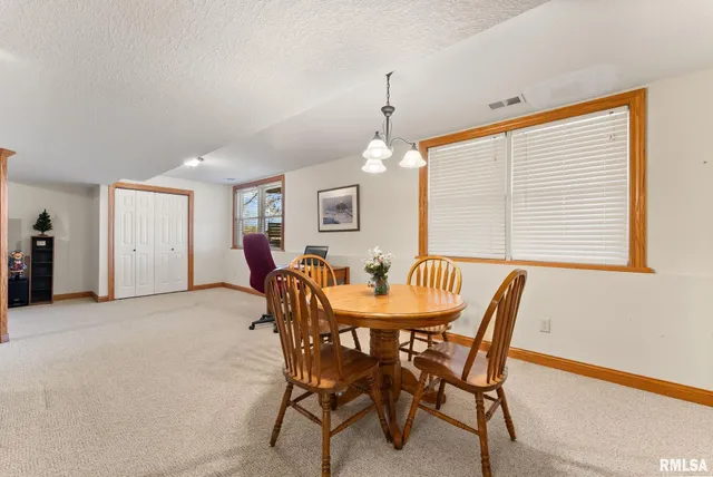 $499,900 | 9933 123rd Street, Davenport, IA 52804