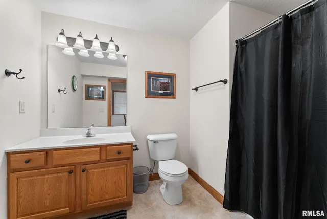 $499,900 | 9933 123rd Street, Davenport, IA 52804