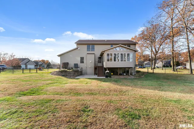 $499,900 | 9933 123rd Street, Davenport, IA 52804