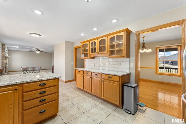 $499,900 | 9933 123rd Street, Davenport, IA 52804