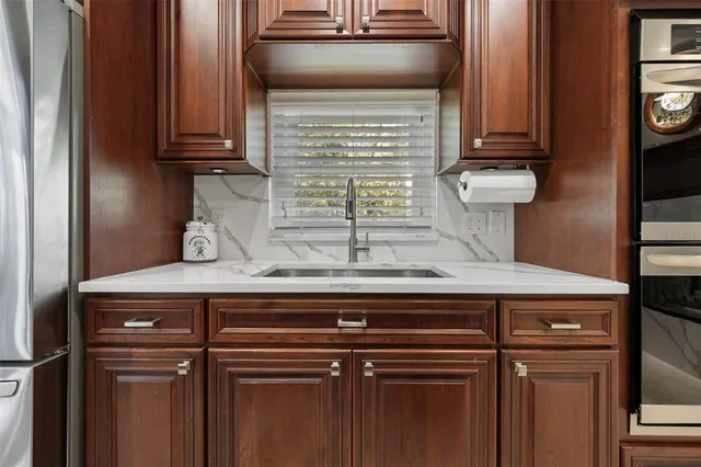 $1,350,000 | 1006 Lake Cooper Drive, Lutz, FL 33548