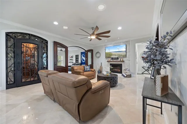$1,350,000 | 1006 Lake Cooper Drive, Lutz, FL 33548