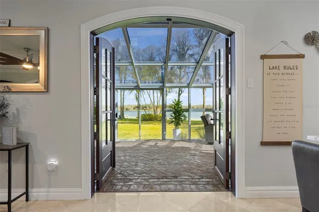 $1,350,000 | 1006 Lake Cooper Drive, Lutz, FL 33548