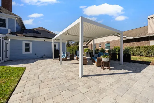 $1,350,000 | 1006 Lake Cooper Drive, Lutz, FL 33548