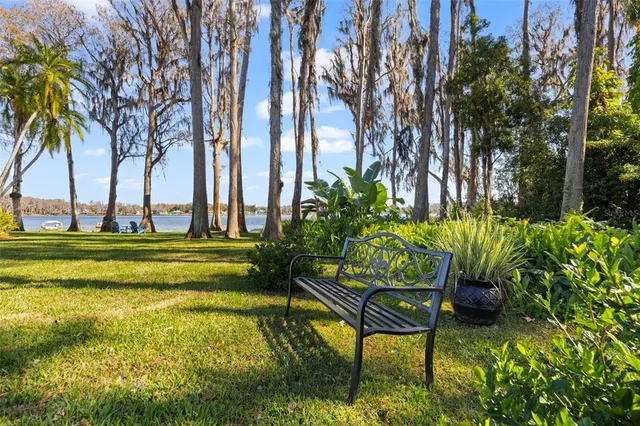 $1,350,000 | 1006 Lake Cooper Drive, Lutz, FL 33548